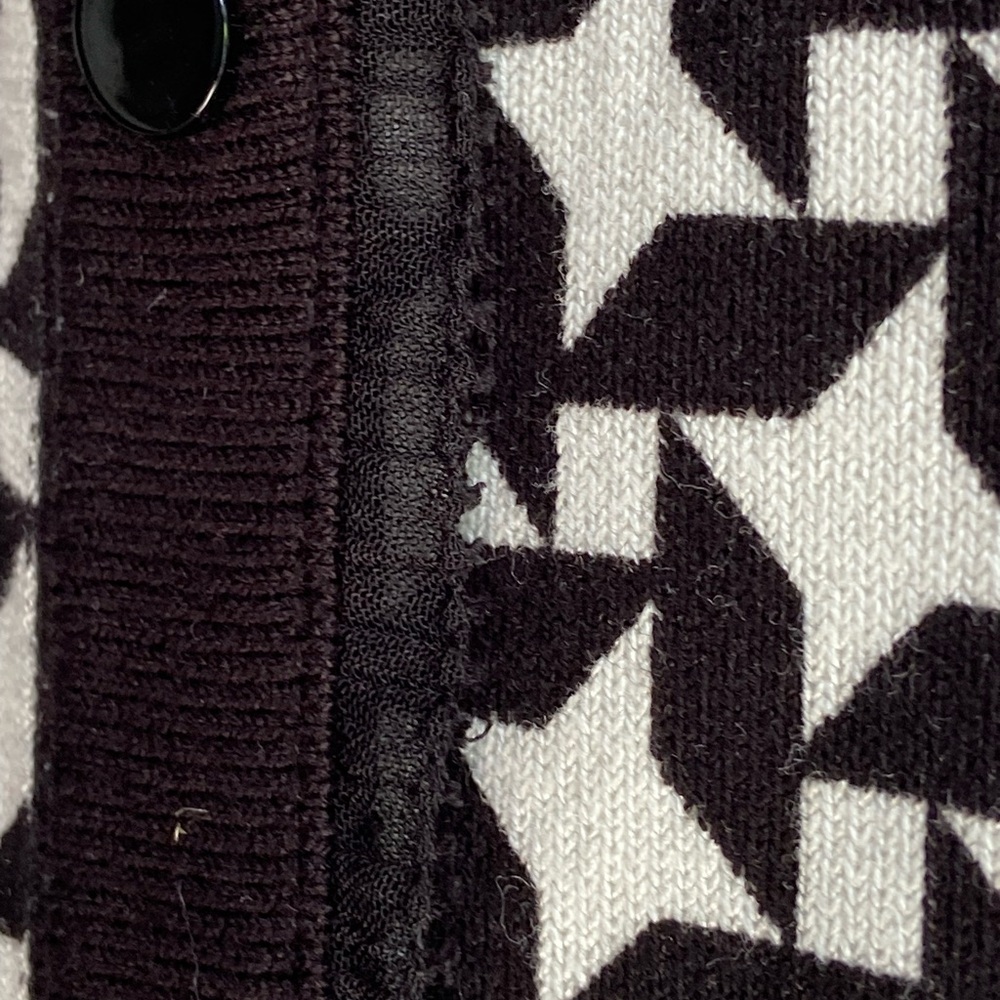 White House Black Market, black and white sweater with geometric pattern, XL - Picture 5 of 7